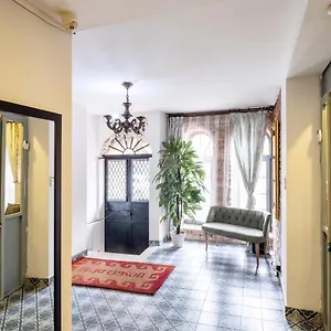 Aparthotel The Red Tent 88, Istanbul