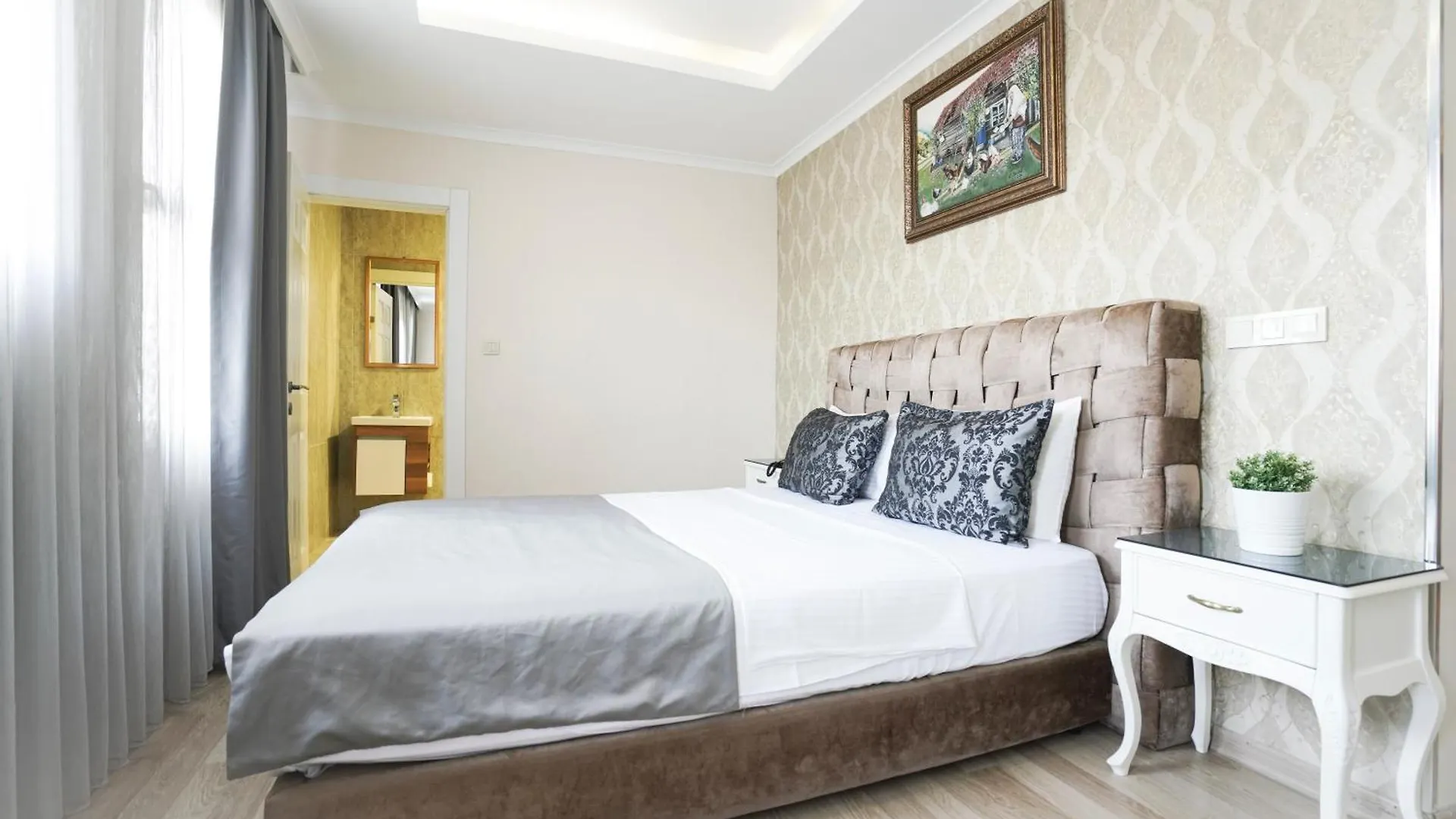 Bon Hotel Old City Estambul Bed and breakfast